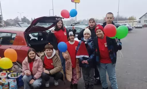 Zdjęcie do Tak. Pomagam! czyli Og&oacute;lnopolska zbi&oacute;rka żywności