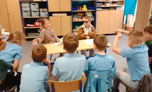 Zdjęcie do Spotkanie z Detektywem Pozytywką w klasie 2a